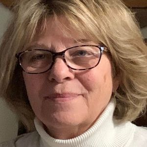 Meet your Posher, Carol